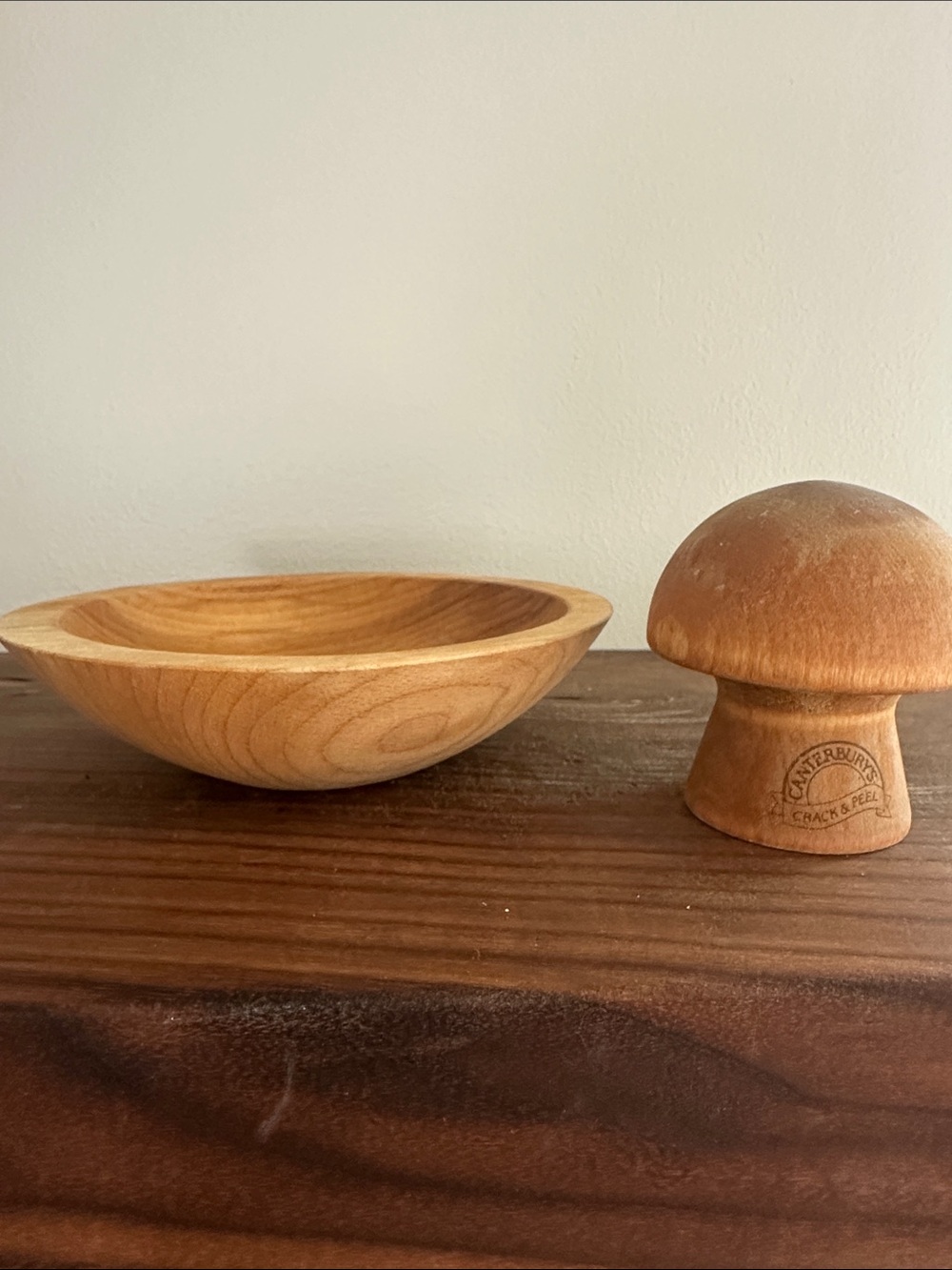 Vintage Canterburys Wooden Mushroom and Bowl Garlic Crack & Peel Set